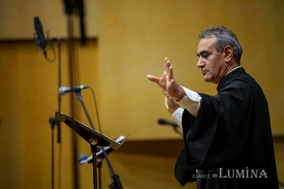Concert de muzică psaltică la Universitatea Națională de Muzică din București 274350