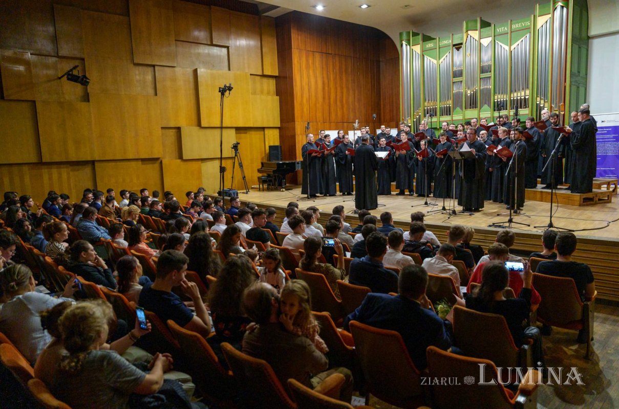 Concert de muzică psaltică la Universitatea Națională de Muzică din București 274355