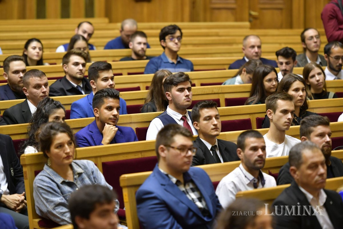 A doua ediție a Galei voluntarilor „Tineri în acțiune!” în București 274934