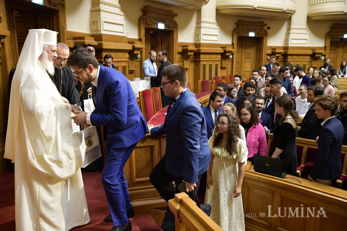 A doua ediție a Galei voluntarilor „Tineri în acțiune!” în București 274954