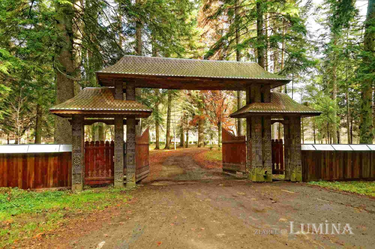 „Omul eclezial salvează în persoana sa posibilitățile universale ale vieții” 275248