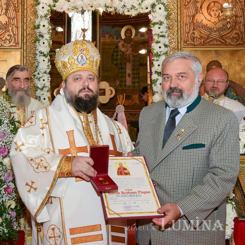 A fost sfințită pictura bisericii parohiei prahovene Valea Crângului 275559