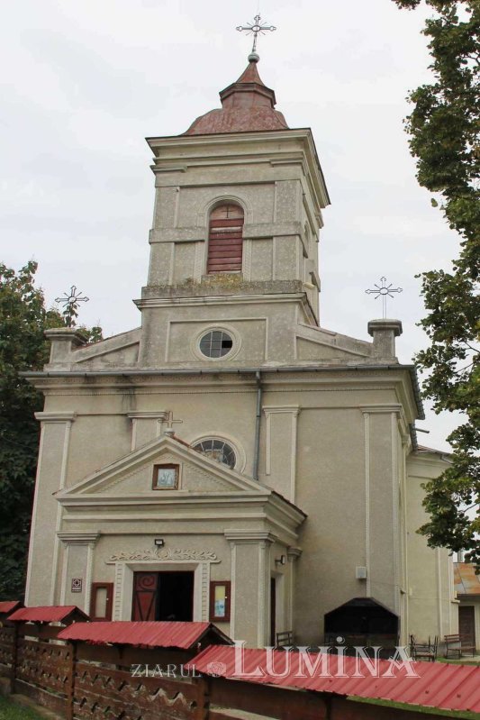 Comoara „Sfinţilor Voievozi” din vatra satului ieşean Moşna 274512