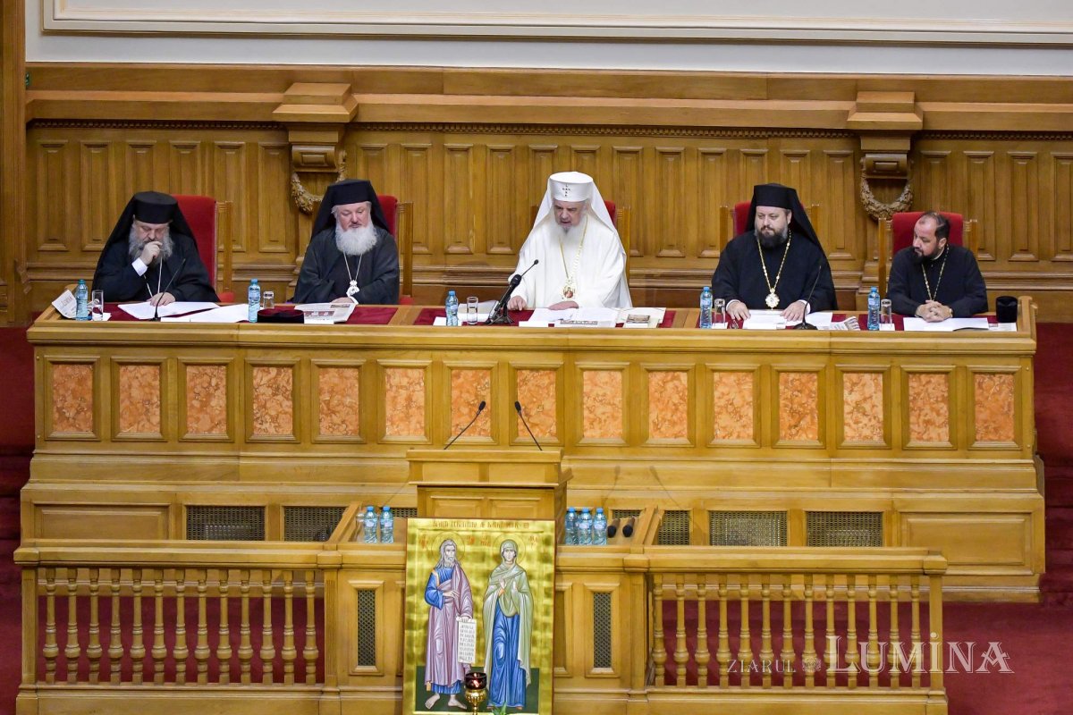 Cântarea bisericească este o rugăciune comunitară și o pregustare a Împărăției lui Dumnezeu 275663