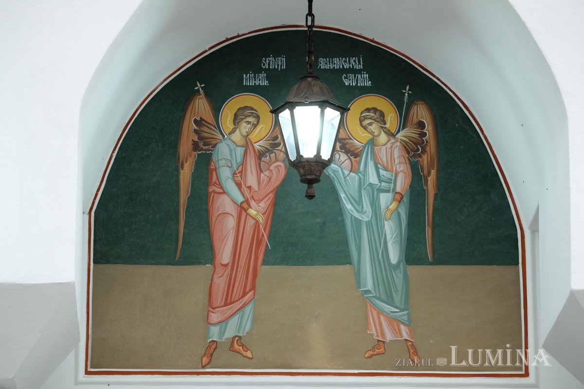 Jandarmii bucureșteni și-au sărbătorit ocrotitorii cerești 276041