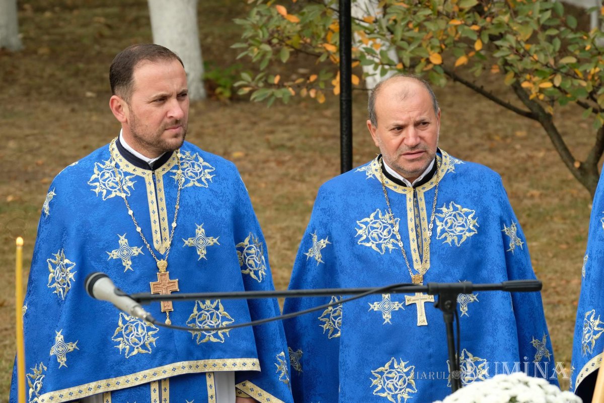 Jandarmii bucureșteni și-au sărbătorit ocrotitorii cerești 276051