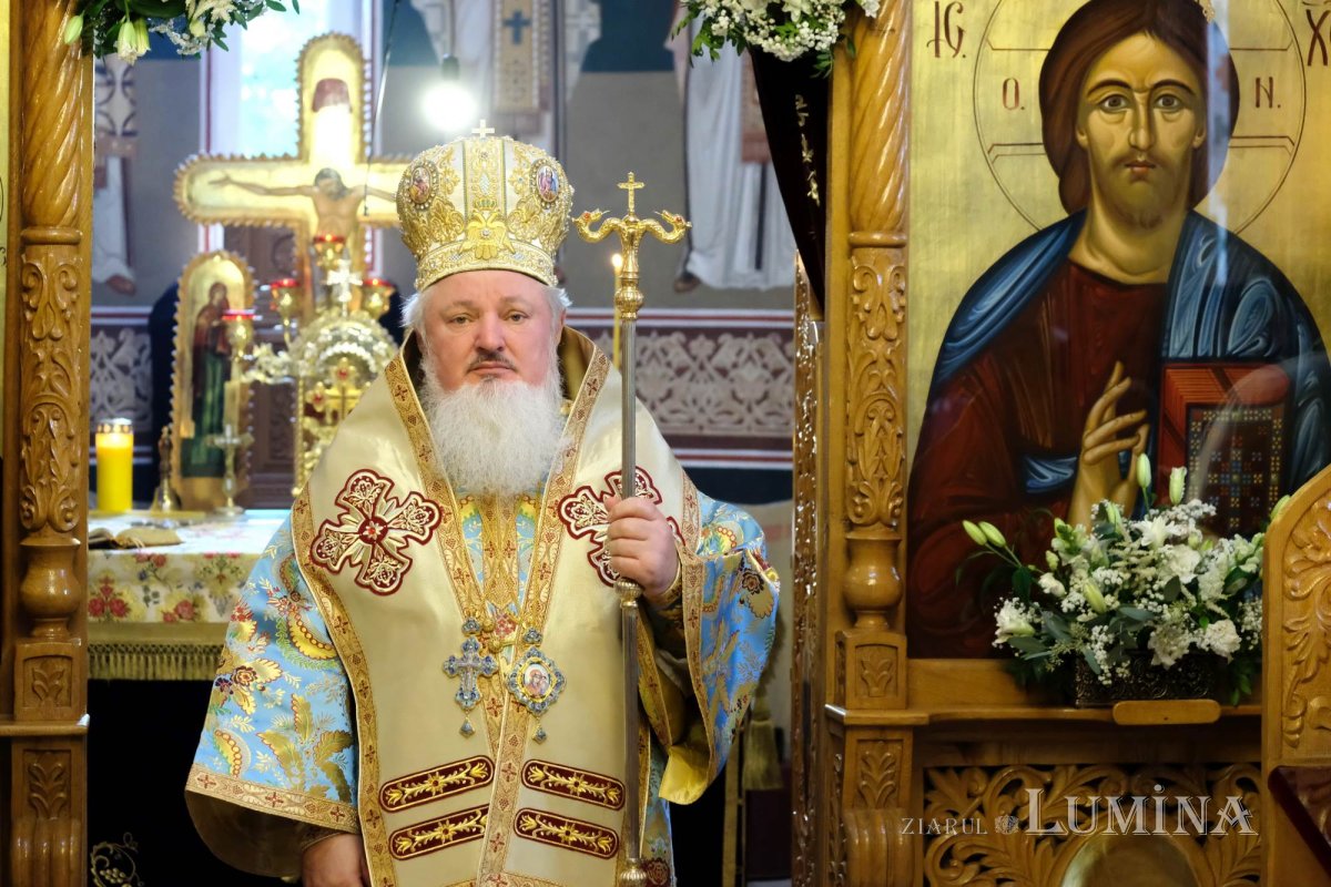 Jandarmii bucureșteni și-au sărbătorit ocrotitorii cerești 276093