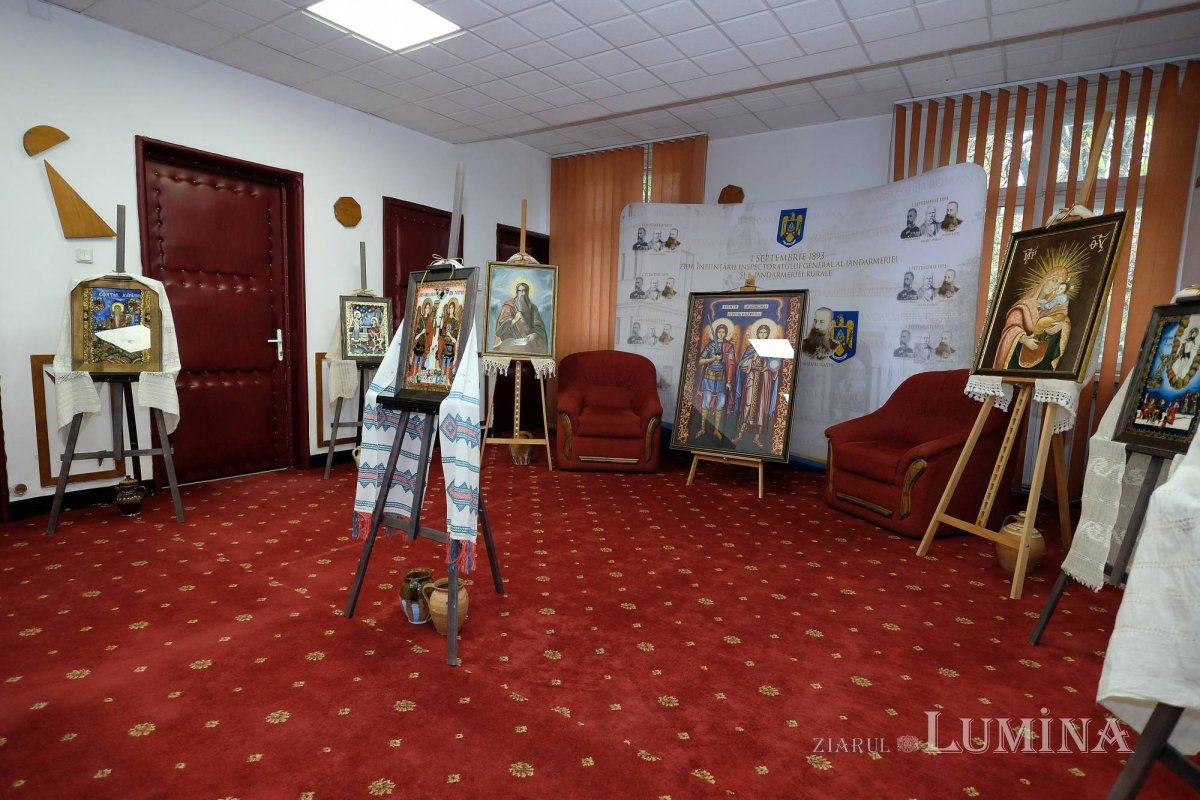 Jandarmii bucureșteni și-au sărbătorit ocrotitorii cerești 276114