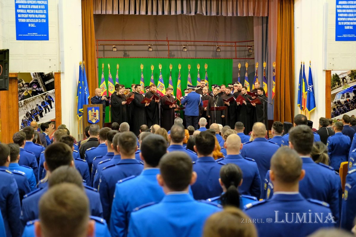 Jandarmii bucureșteni și-au sărbătorit ocrotitorii cerești 276117