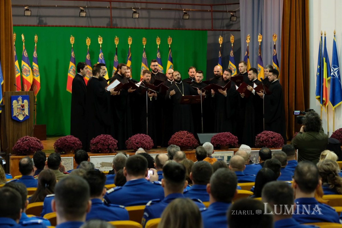 Jandarmii bucureșteni și-au sărbătorit ocrotitorii cerești 276123