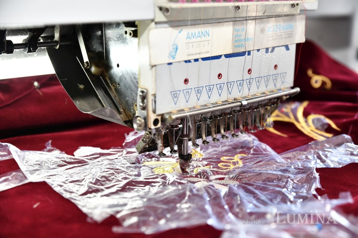 Rugăciunea și lucrul se împletesc armonios în atelierele Mănăstirii Pasărea 275795