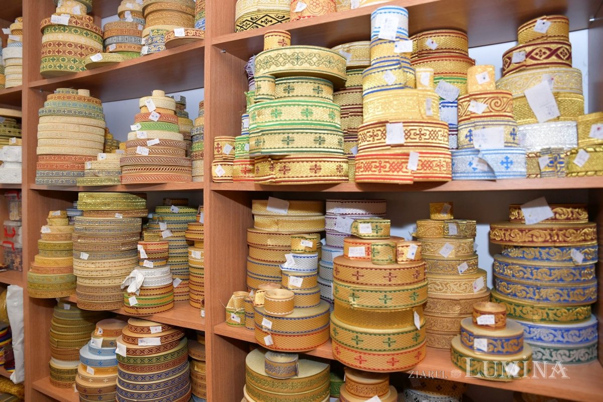 Rugăciunea și lucrul se împletesc armonios în atelierele Mănăstirii Pasărea 275868