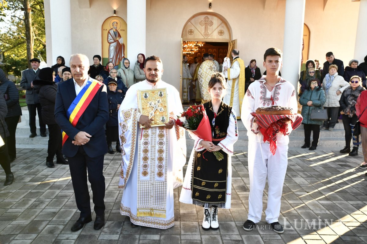 Veşmântul harului pentru o nouă biserică din Ilfov 276524