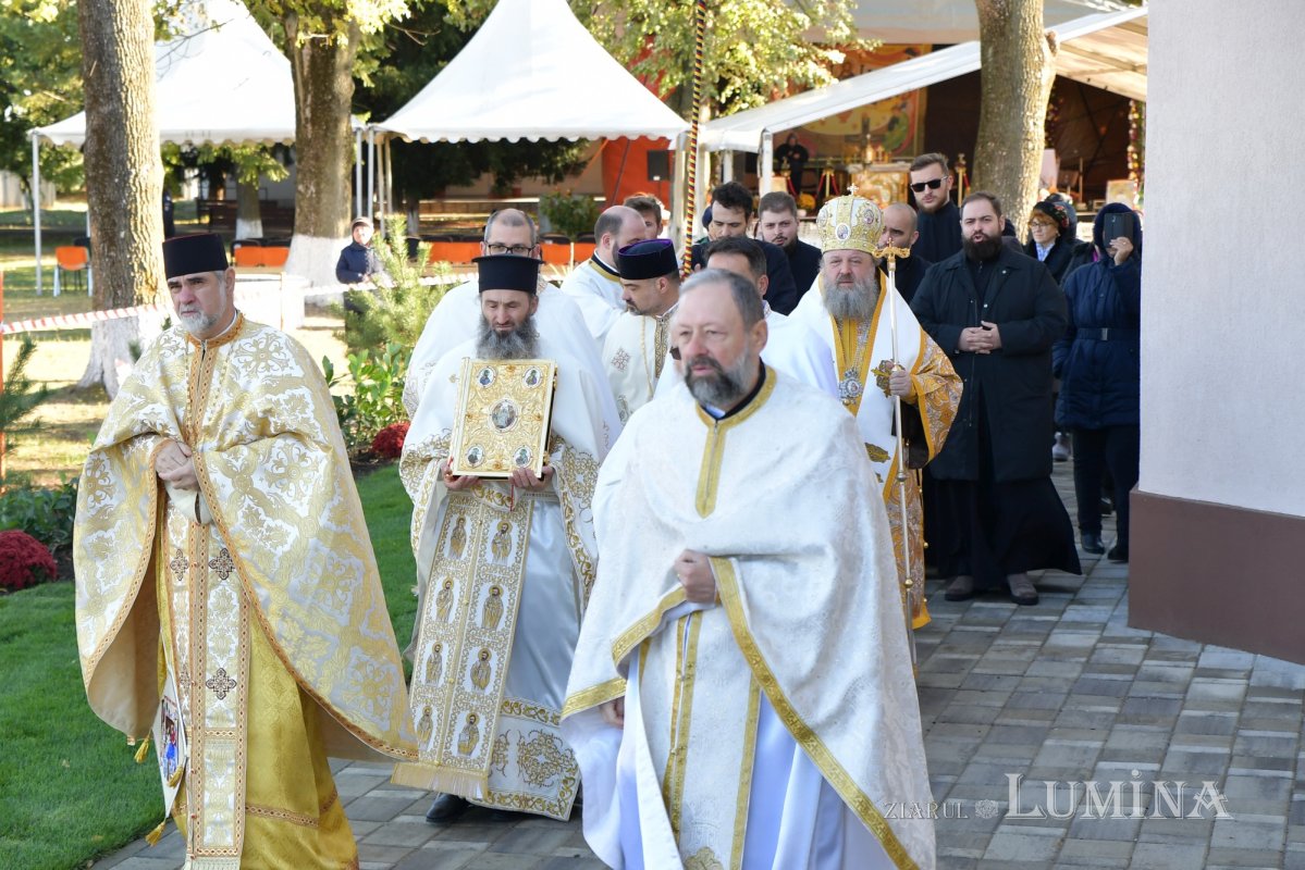 Veşmântul harului pentru o nouă biserică din Ilfov 276540