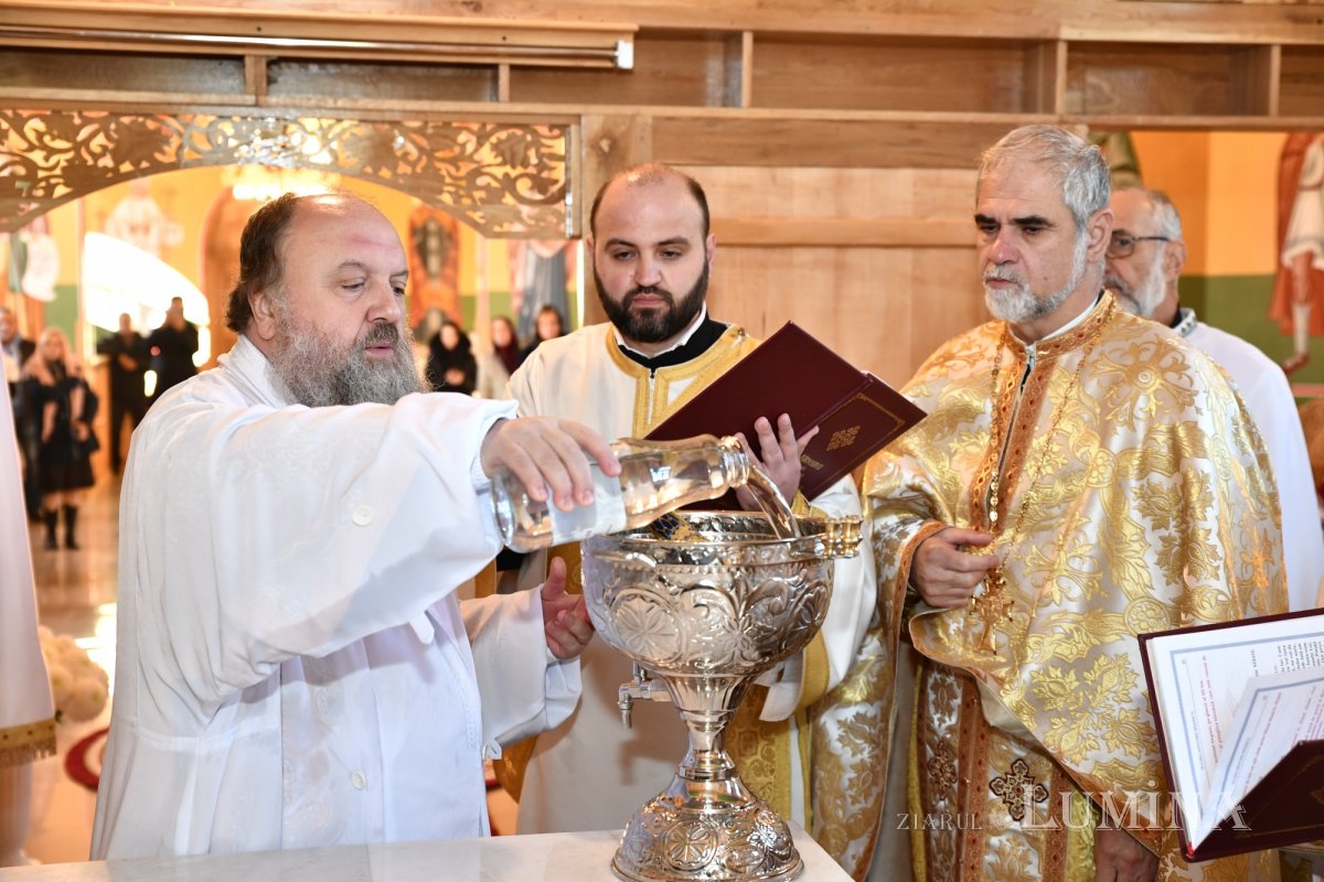 Veşmântul harului pentru o nouă biserică din Ilfov 276545