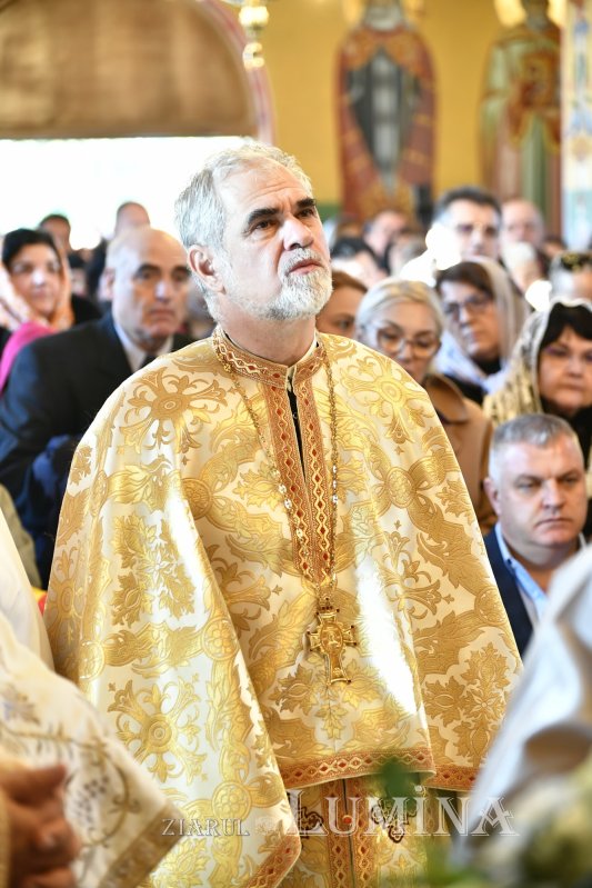 Veşmântul harului pentru o nouă biserică din Ilfov 276575