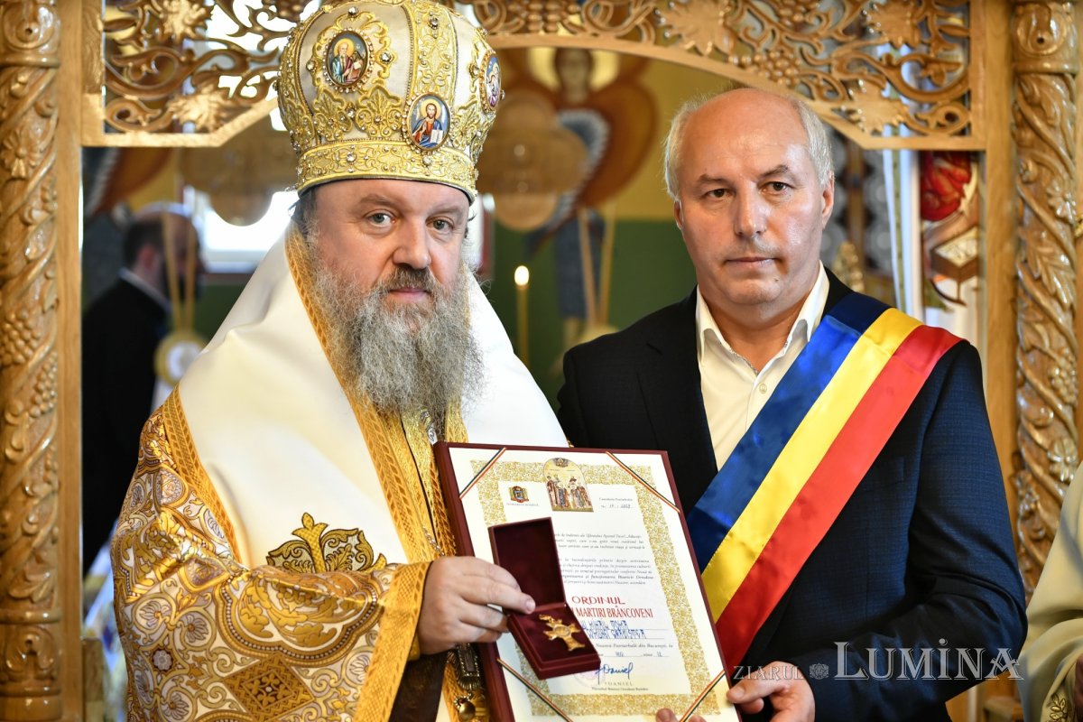 Veşmântul harului pentru o nouă biserică din Ilfov 276591