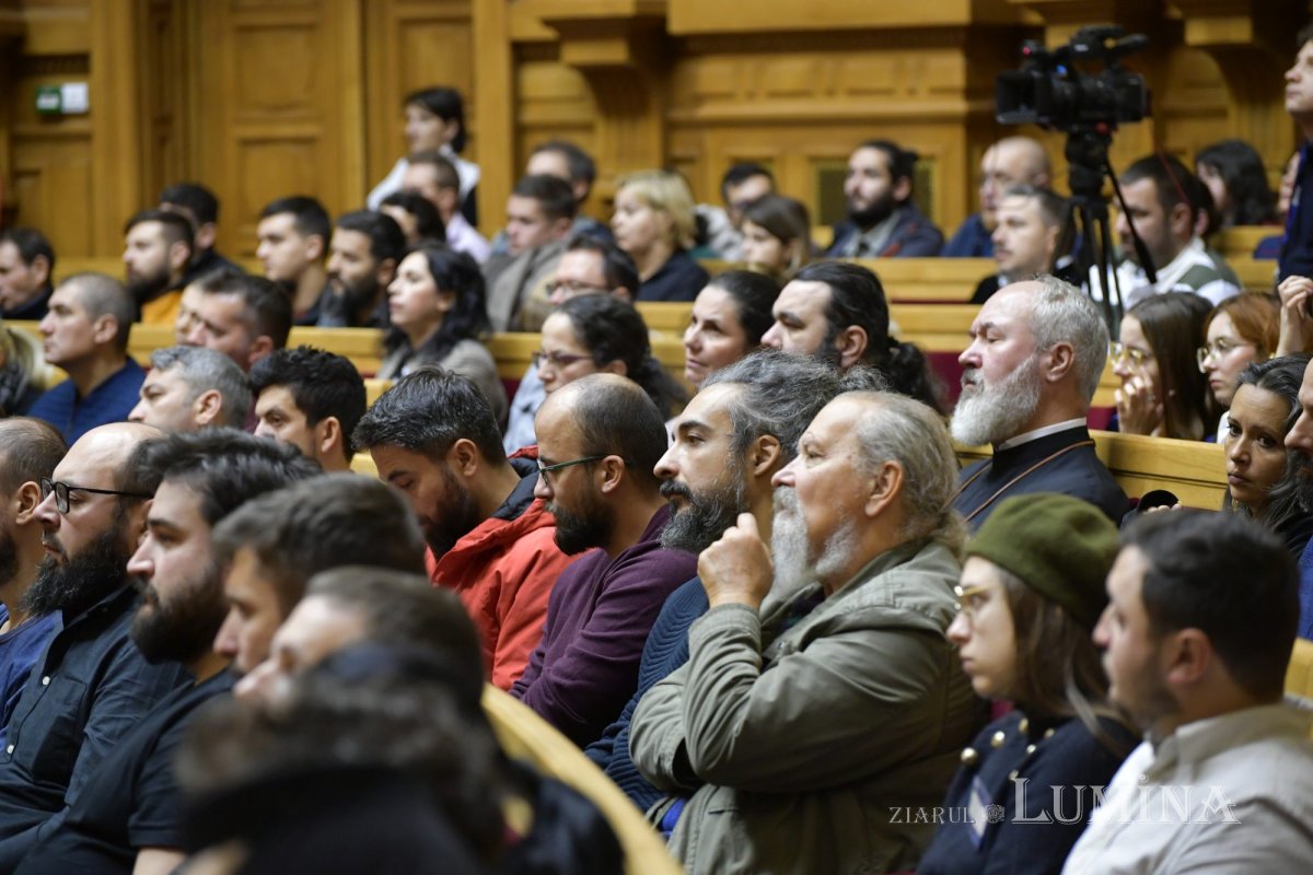 Conferință dedicată artei bisericești la Palatul Patriarhiei 276678