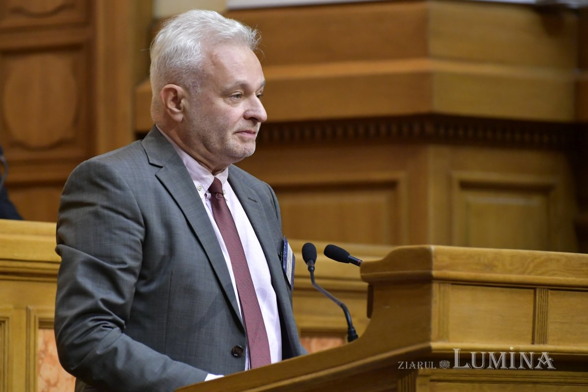 Conferință dedicată artei bisericești la Palatul Patriarhiei 276691