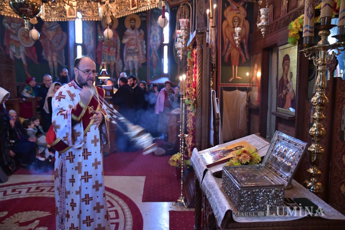 Sfântul Grigorie Palama cinstit în biserica din campusul Universităţii Politehnica 276909