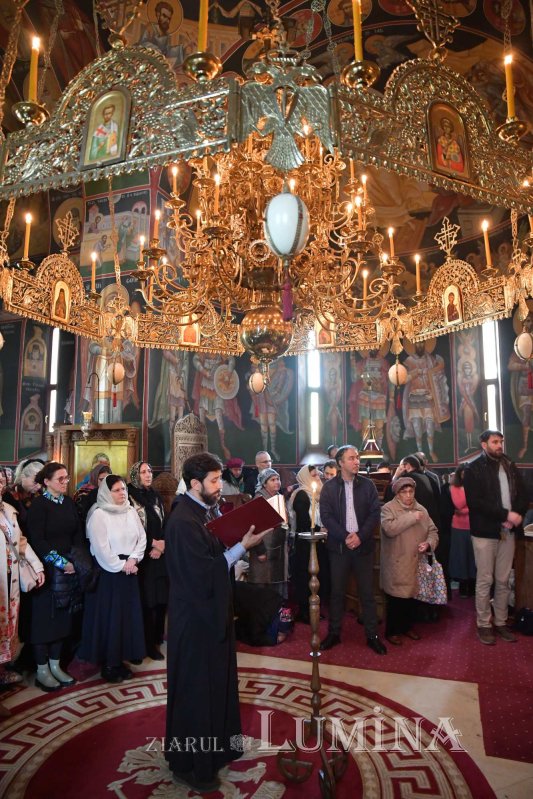 Sfântul Grigorie Palama cinstit în biserica din campusul Universităţii Politehnica 276926