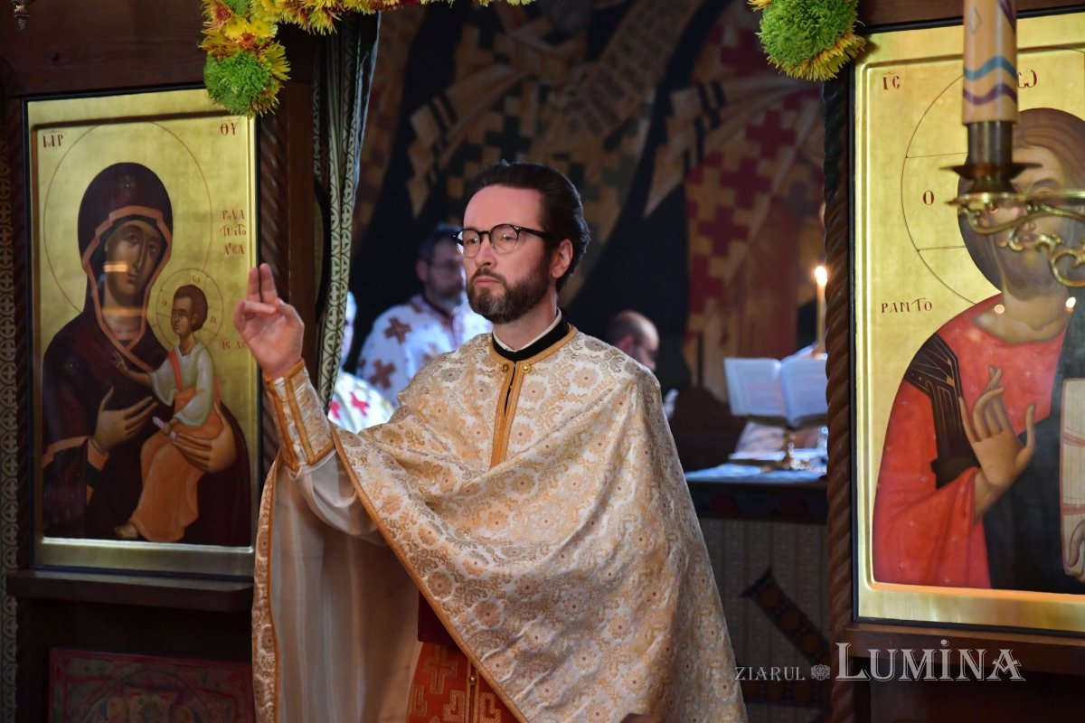 Sfântul Grigorie Palama cinstit în biserica din campusul Universităţii Politehnica 276928