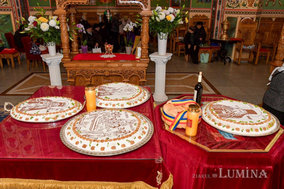 Înnoire și binecuvântare la hramul Parohiei „Șerban Vodă” din București 277122