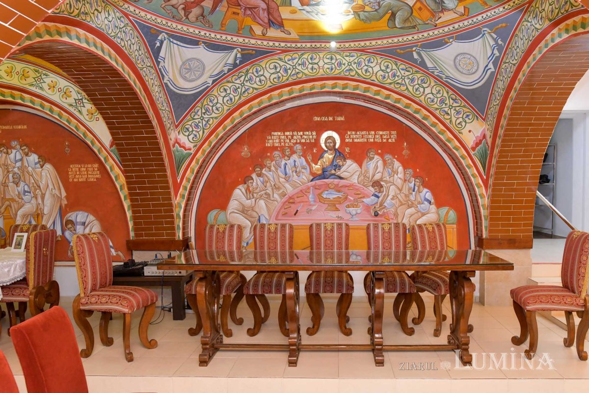 Înnoire și binecuvântare la hramul Parohiei „Șerban Vodă” din București 277126