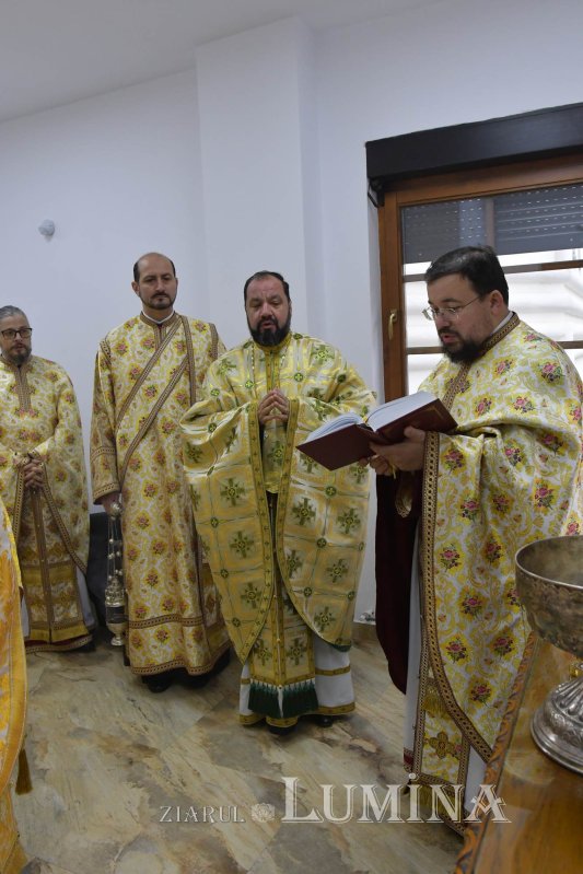 Înnoire și binecuvântare la hramul Parohiei „Șerban Vodă” din București 277129