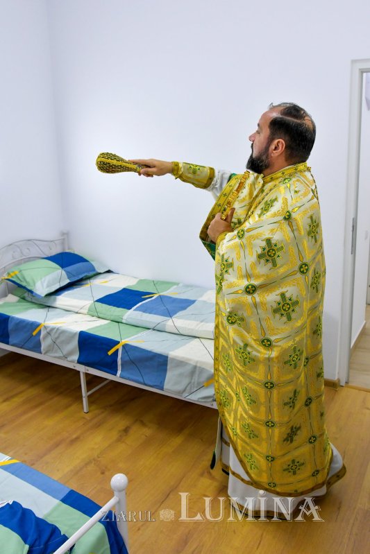 Înnoire și binecuvântare la hramul Parohiei „Șerban Vodă” din București 277135