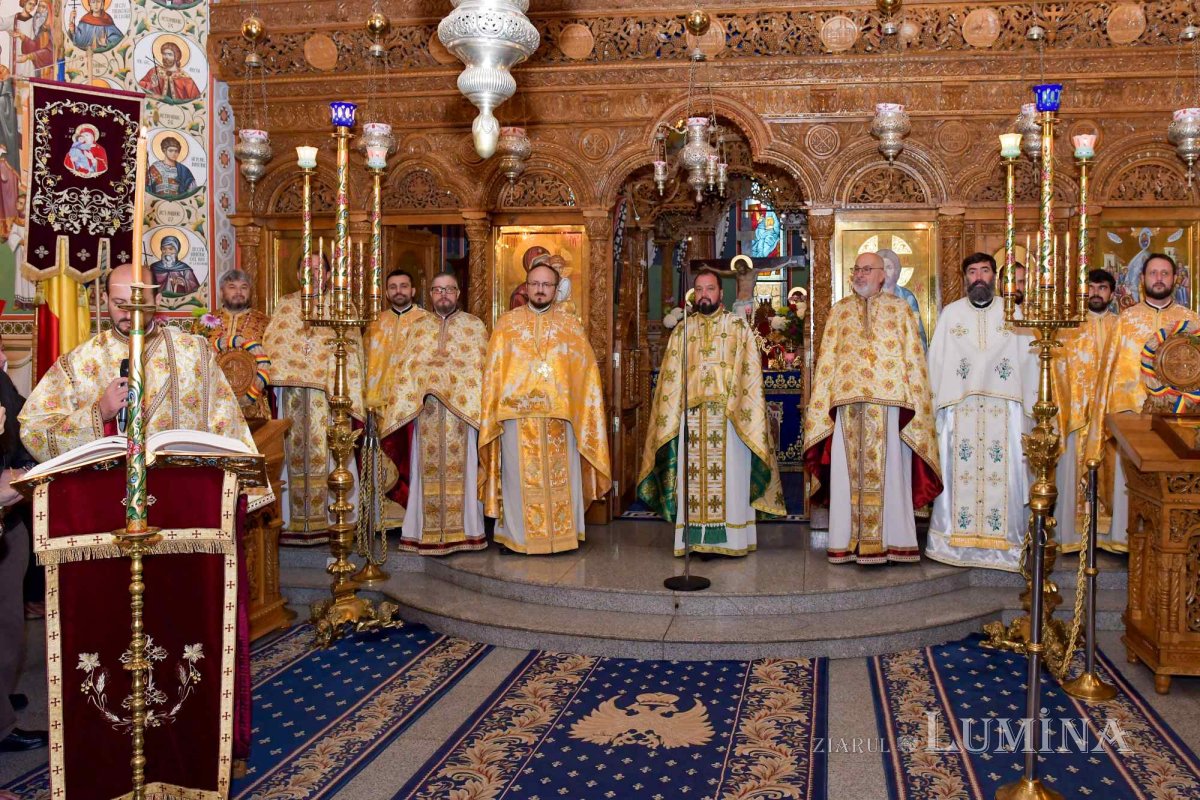 Înnoire și binecuvântare la hramul Parohiei „Șerban Vodă” din București 277148
