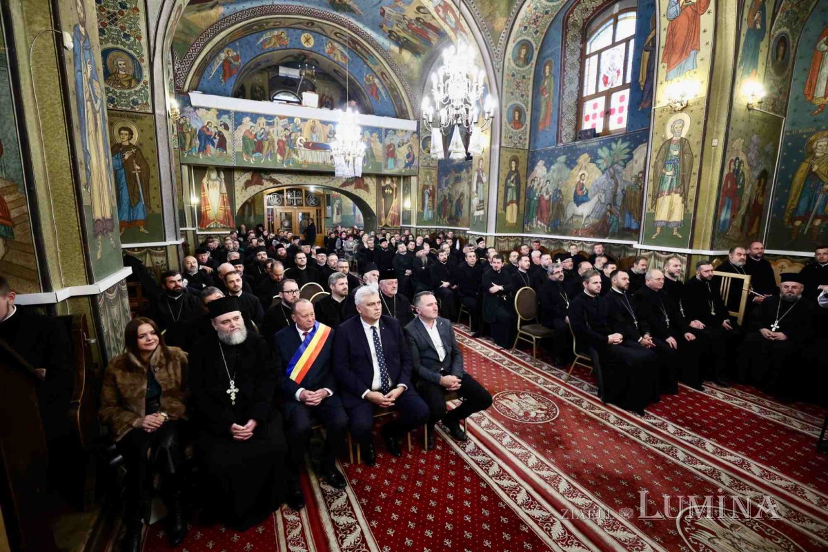 30 de ani de la reactivarea Protopopiatului Vișeu şi 555 de ani de atestare documentară 277175