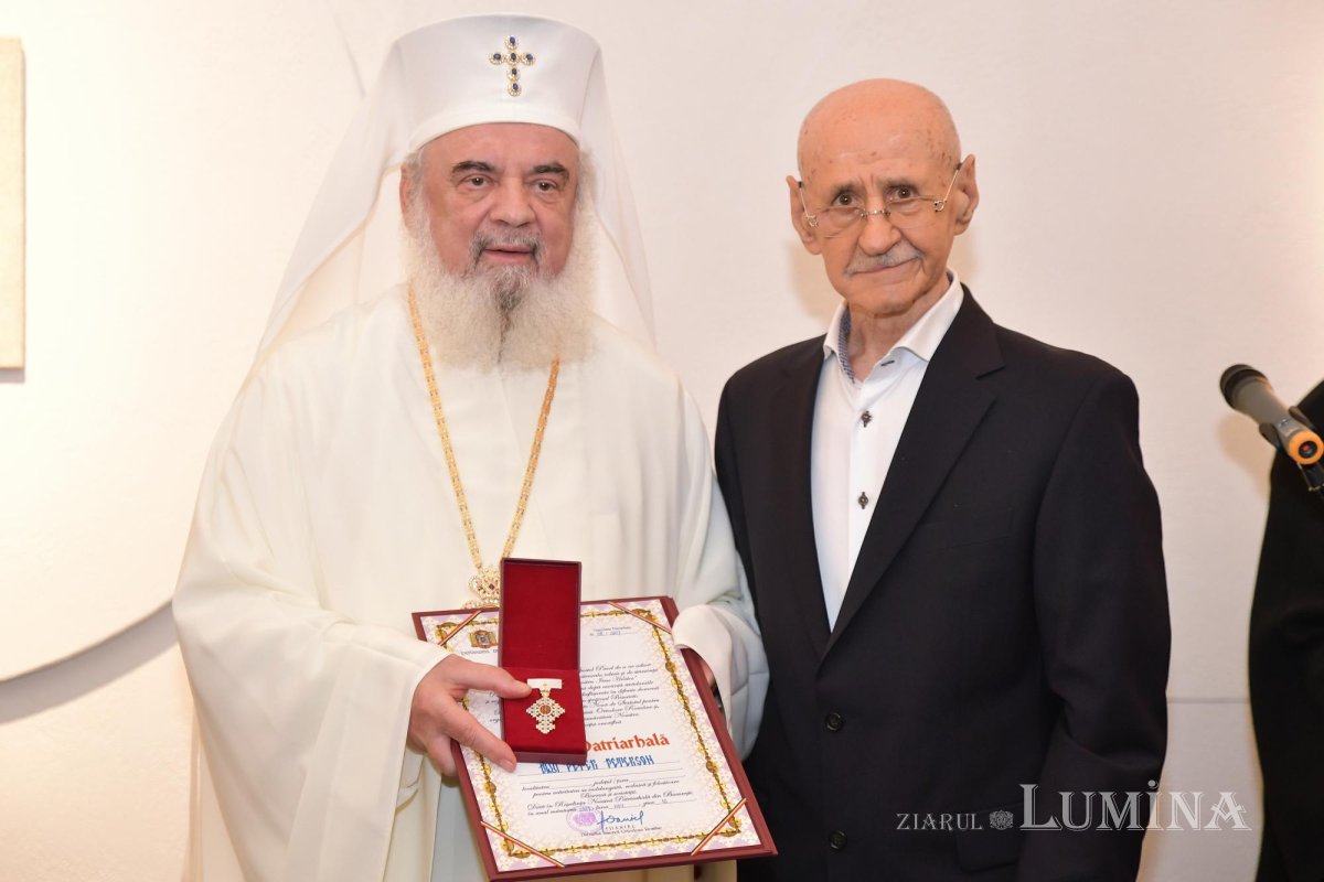 Expoziție de artă bisericească veche inaugurată la Palatul Patriarhiei 277279