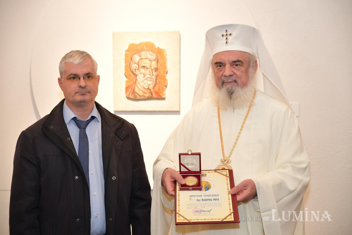 Expoziție de artă bisericească veche inaugurată la Palatul Patriarhiei 277288