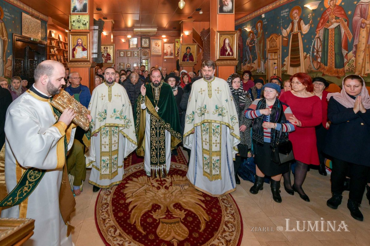 Cinstirea Sfântului Antonie de la Iezerul Vâlcii în biserica sa din Capitală 277986