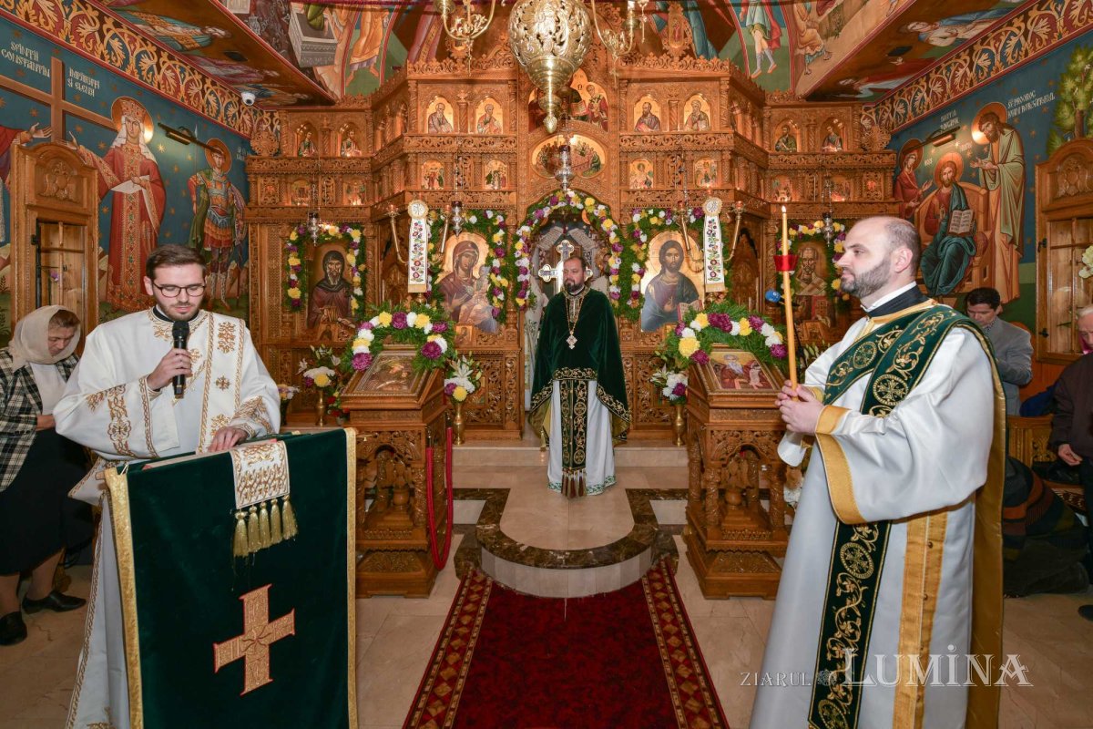 Cinstirea Sfântului Antonie de la Iezerul Vâlcii în biserica sa din Capitală 277993