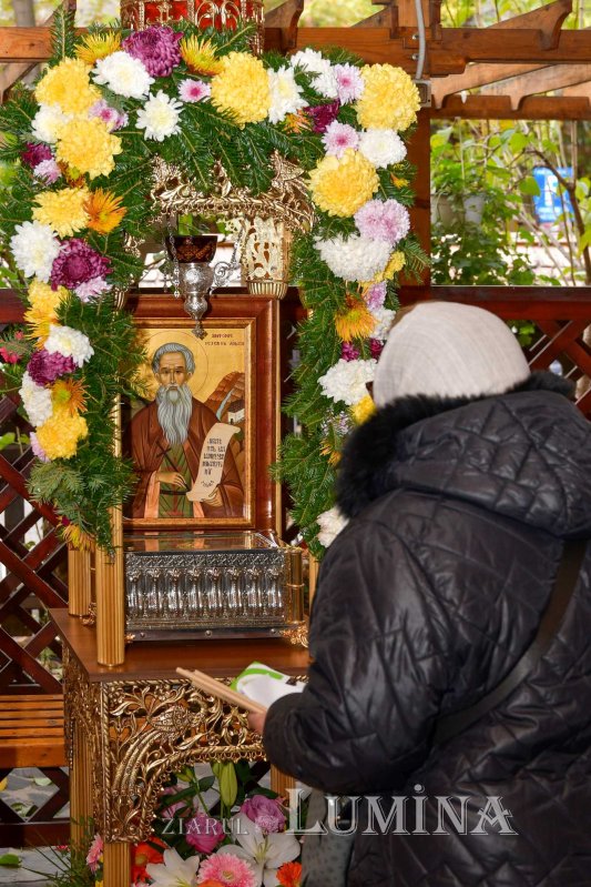 Cinstirea Sfântului Antonie de la Iezerul Vâlcii în biserica sa din Capitală 277999