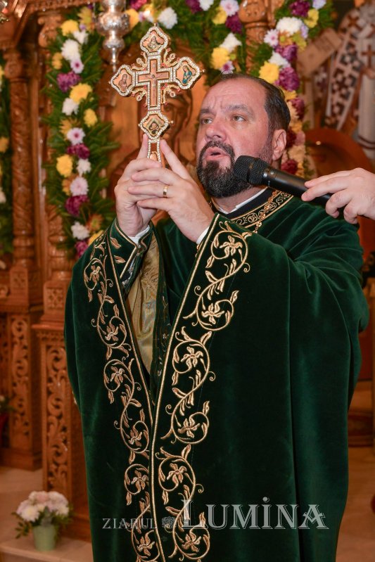 Cinstirea Sfântului Antonie de la Iezerul Vâlcii în biserica sa din Capitală 278005