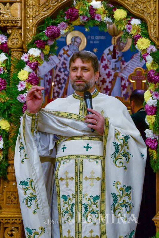 Cinstirea Sfântului Antonie de la Iezerul Vâlcii în biserica sa din Capitală 278019
