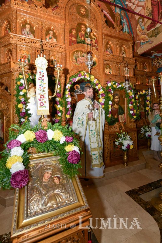 Cinstirea Sfântului Antonie de la Iezerul Vâlcii în biserica sa din Capitală 278030