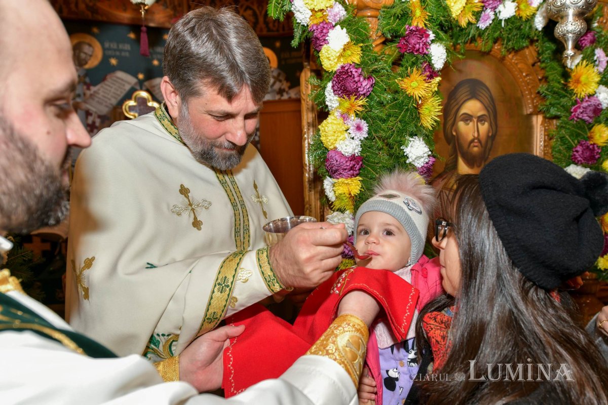 Cinstirea Sfântului Antonie de la Iezerul Vâlcii în biserica sa din Capitală 278031