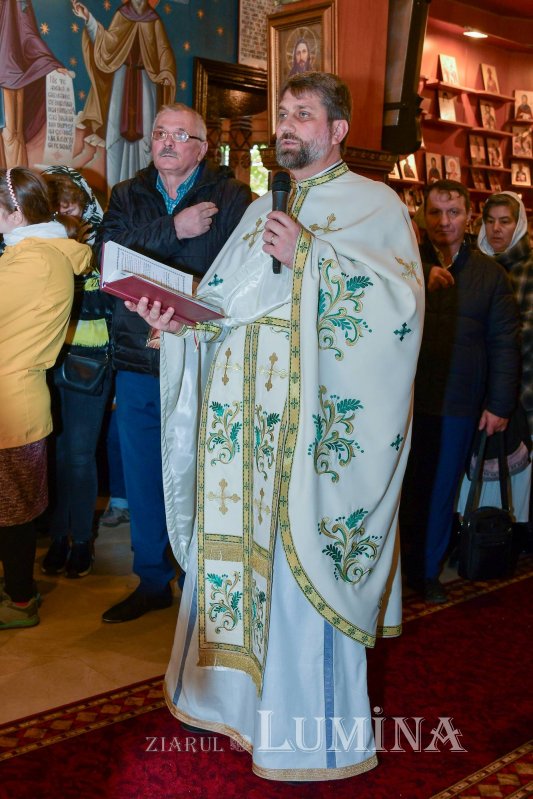 Cinstirea Sfântului Antonie de la Iezerul Vâlcii în biserica sa din Capitală 278032