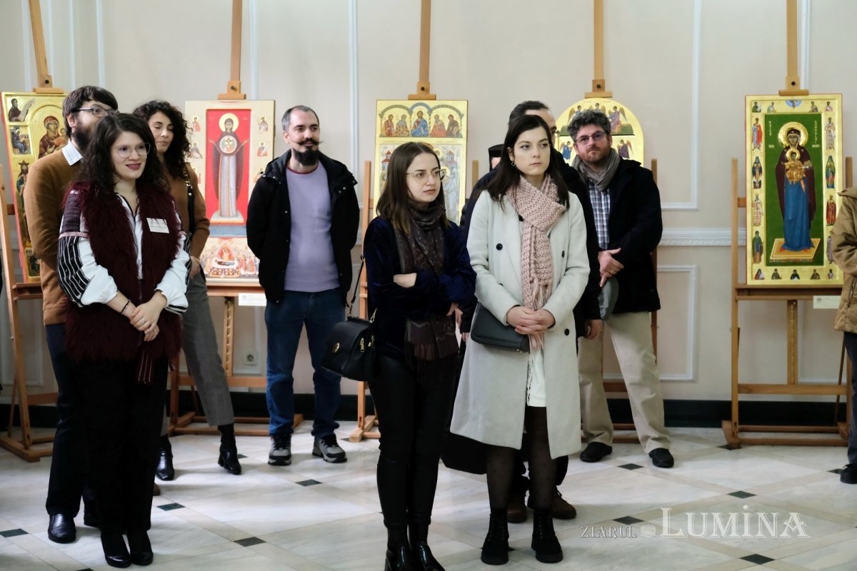 Expoziția „Icoana ortodoxă - lumina credinței” la Muzeul Satului din București 278119