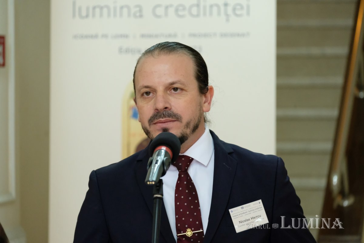 Expoziția „Icoana ortodoxă - lumina credinței” la Muzeul Satului din București 278123