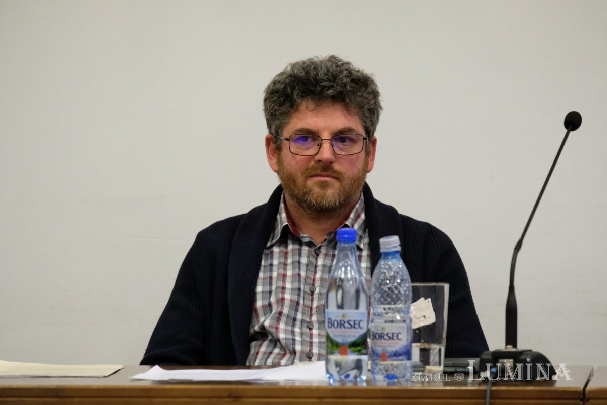 Expoziția „Icoana ortodoxă - lumina credinței” la Muzeul Satului din București 278134