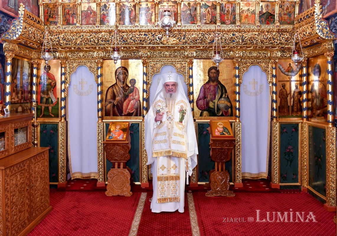 Cinstire adusă Ocrotitorului României la Paraclisul Reședinței Patriarhale 278889