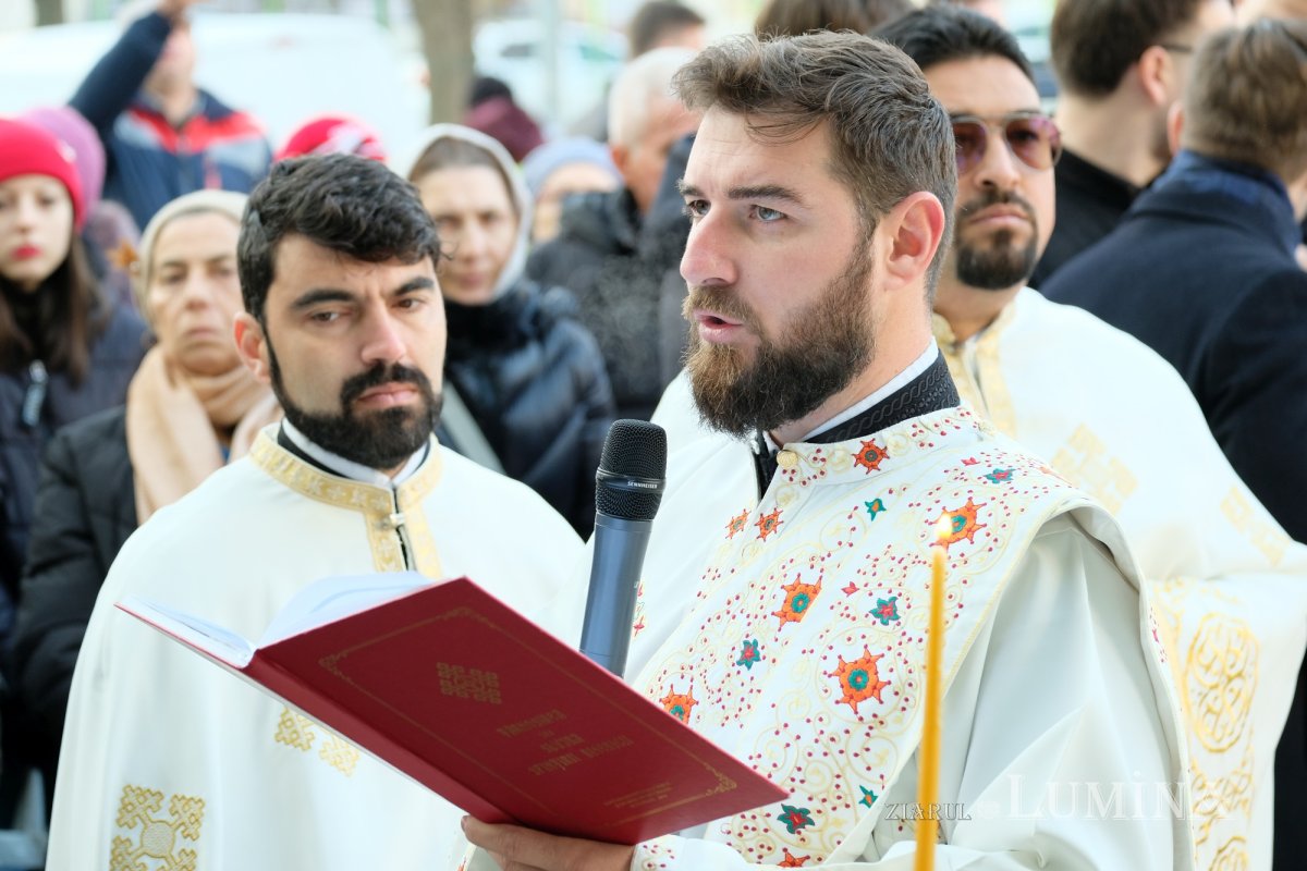 Înnoire la Biserica „Sfântul Nicolae”-Vlădica din Capitală 278944