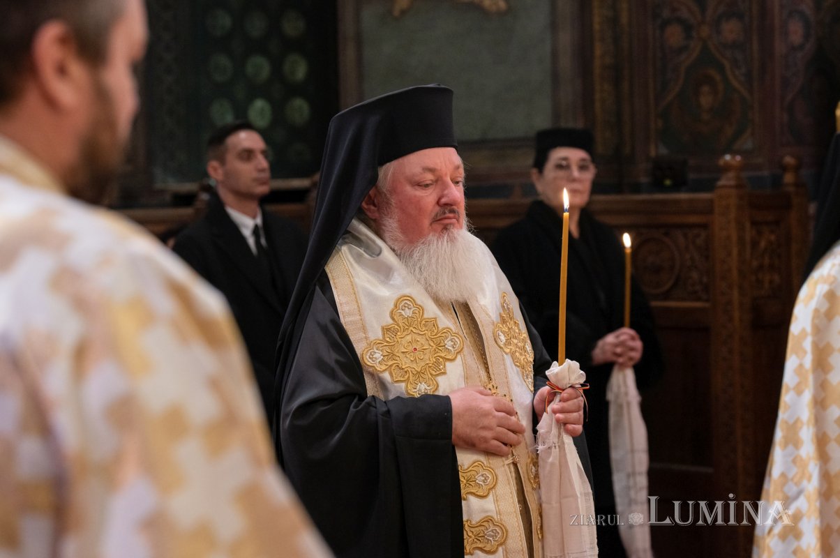 Parastas pentru pomenirea regelui Mihai I 279190