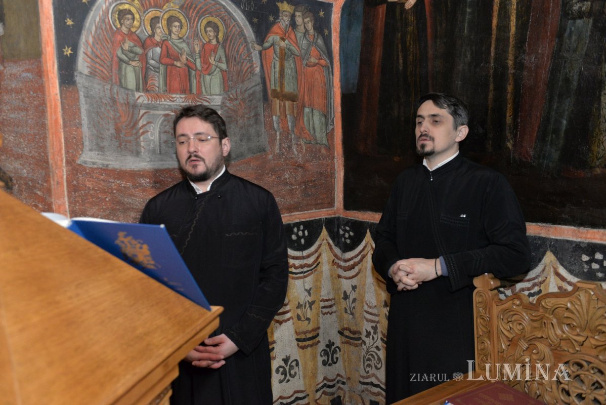 „Iisus Hristos dăruiește lumină sufletului și trupului” 279234