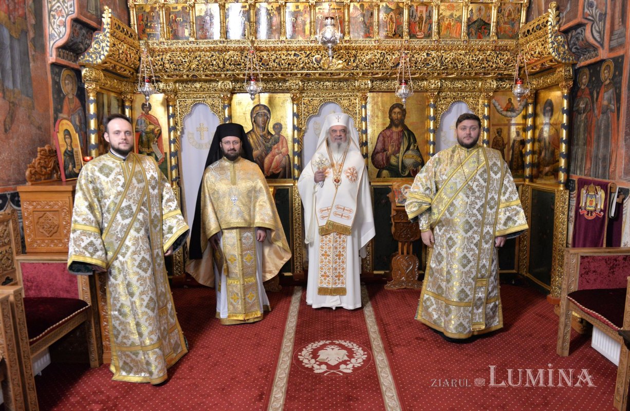 „Iisus Hristos dăruiește lumină sufletului și trupului” 279238